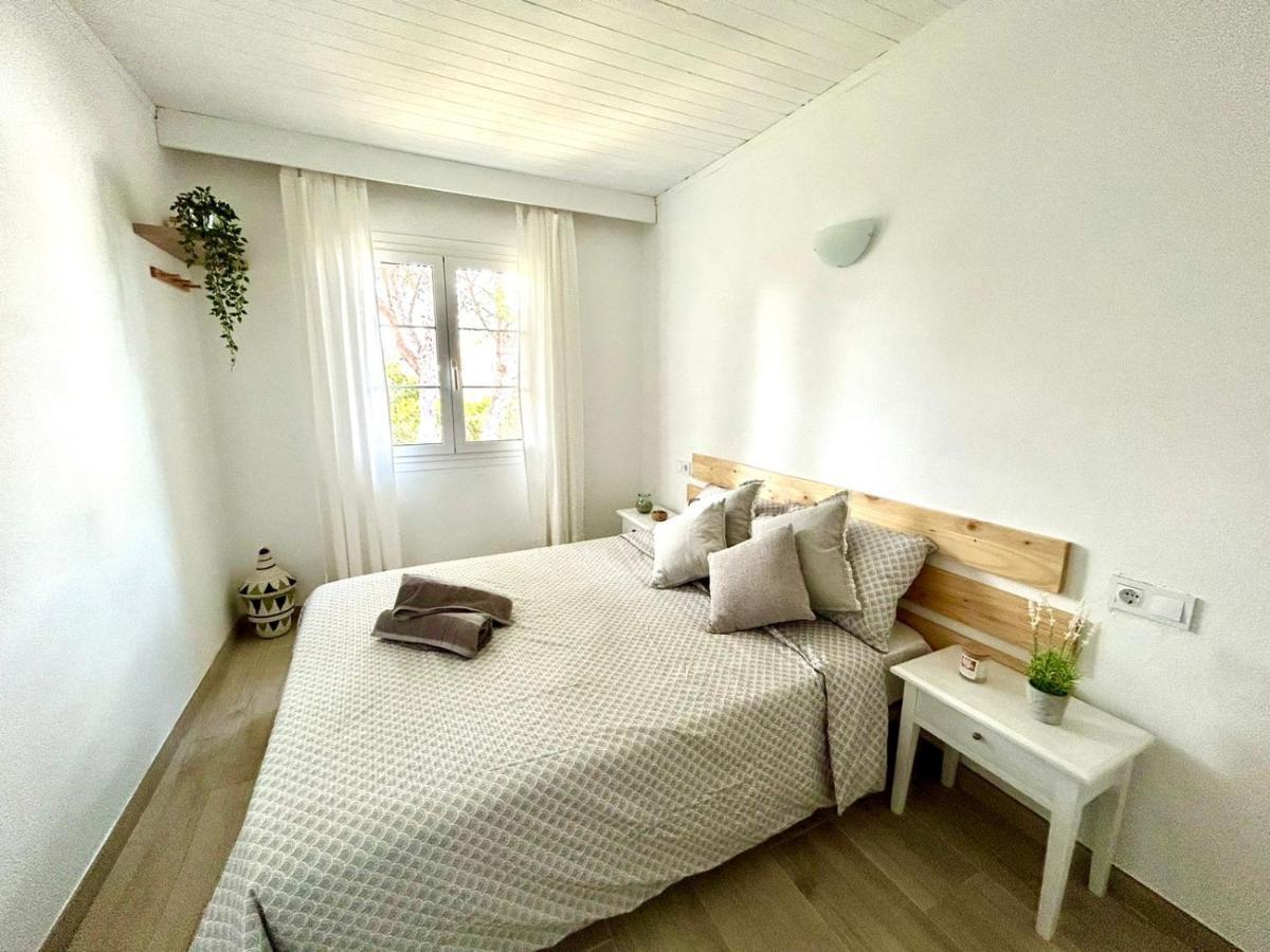 Menorca Chic Apartment Near Beach & Harbour 칼란 보쉬 외부 사진