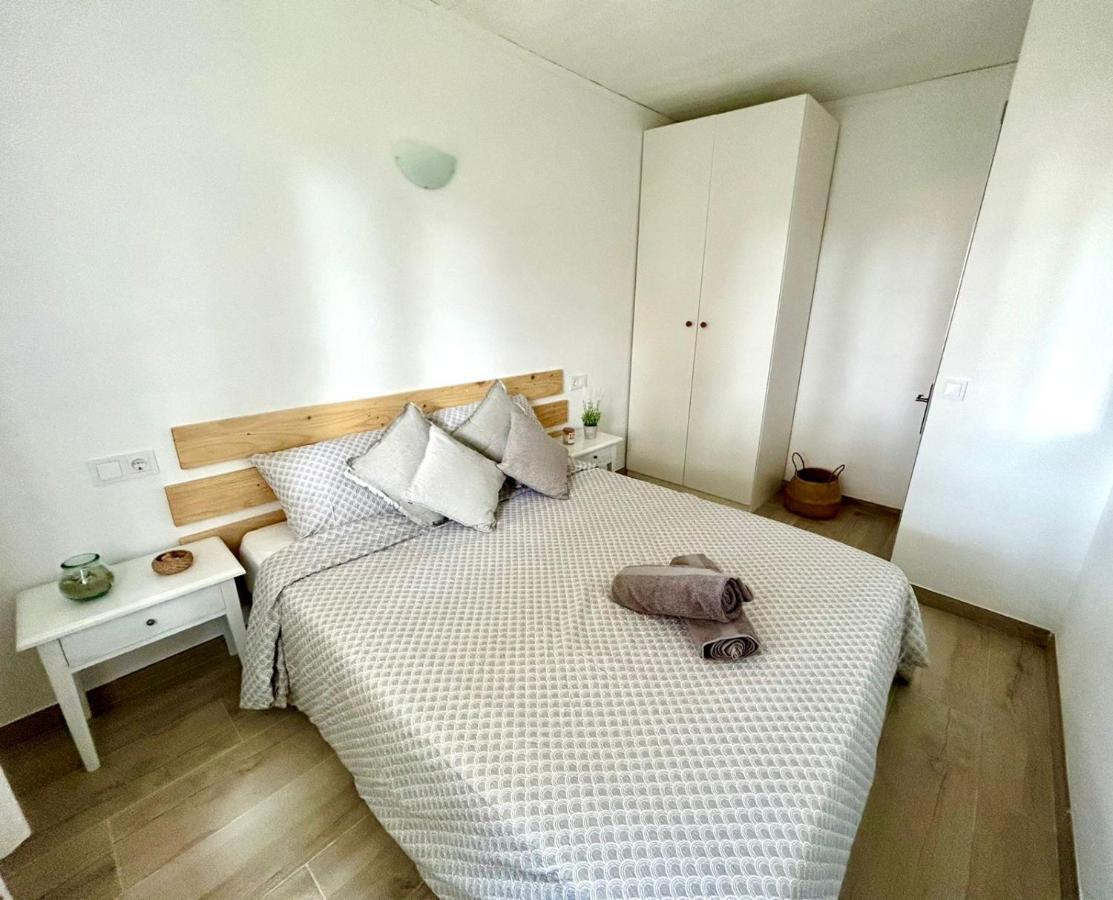 Menorca Chic Apartment Near Beach & Harbour 칼란 보쉬 외부 사진
